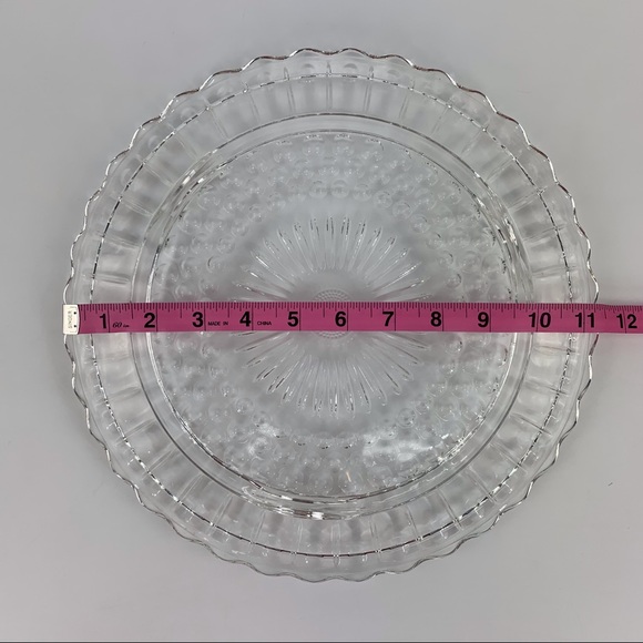 Vintage 1970's Clear Glass Ruffle Edge Cake Plate or Serving Platter - Picture 10 of 10